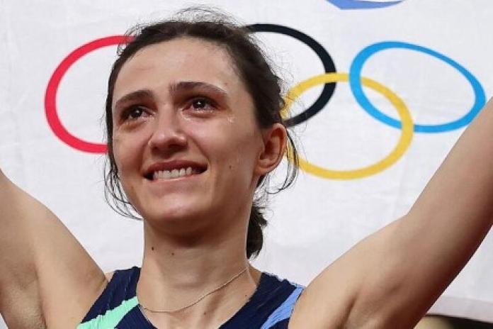 Σκληρή επίθεση της Λασίτσκενε στον Μπαχ