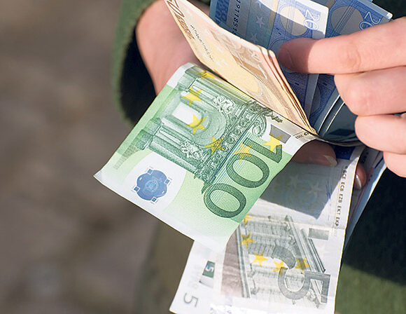 Συντάξεις: Έρχονται αυξήσεις για 2.600