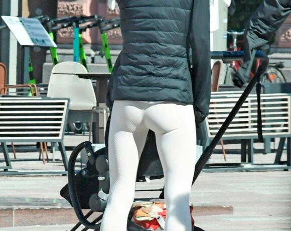 Φινλανδία: Η σεξιστική φωτογραφία της πρωθυπουργού που έχει προκαλέσει κύμα αντιδράσεων