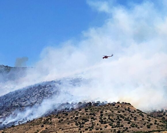 Φωτιά στη Βούλα: Σε λειτουργία η υπηρεσία Copernicus από την ΕΕ για δορυφορικές εικόνες