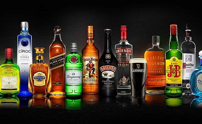 Diageo: Αποχωρεί από τη Ρωσία και η βρετανική εταιρεία αλκοολούχων ποτών