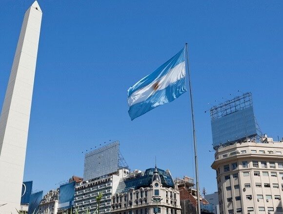 Αργεντινή: Παραίτηση υπέβαλε ο υπουργός Οικονομίας – Βαθαίνει η πολιτική κρίση