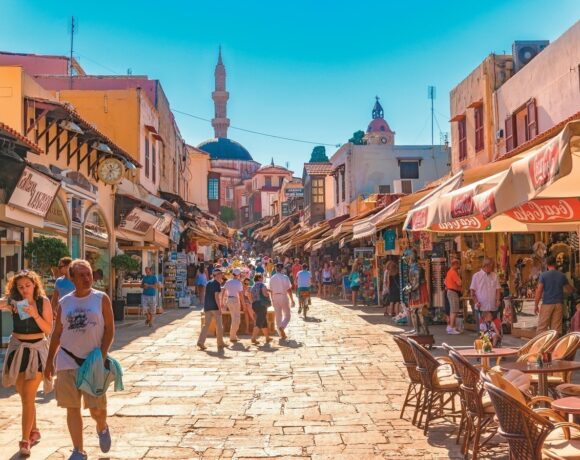 Ελλάδα: Πόλος έλξης για τους τουρίστες – Οι έξι τοπ προορισμοί (vid)