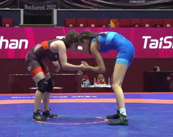 Παγκόσμιο Ε/Ν: Νίκη για την Αμπελίδου, αύριο αγωνίζεται η Μπάρμπα