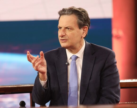 Σκυλακάκης: Μικρότερες οι συνέπειες για την Ελλάδα το ενδεχόμενο διακοπής του ρωσικού φυσικού αερίου