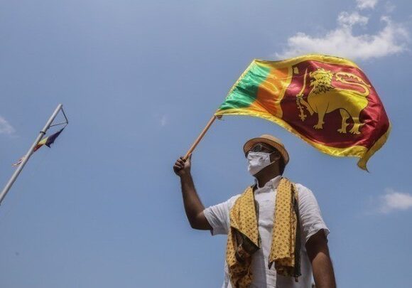 Σρι Λάνκα: Σε κατάσταση «έκτακτης ανάγκης» μετά τη φυγή του προέδρου