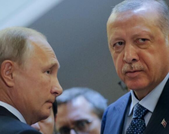 Συνομιλία Πούτιν – Ερντογάν για τις εξαγωγές σιτηρών από την Ουκρανία