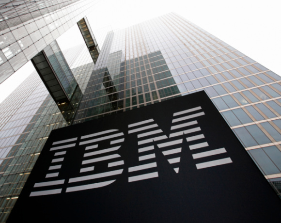 IBM: Καλύτερα των εκτιμήσεων τα έσοδα β’ τριμήνου