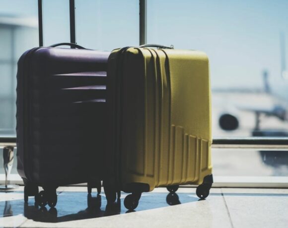 Tip: Πώς θα ταξιδέψετε και δεν θα χάσετε τη βαλίτσα σας
