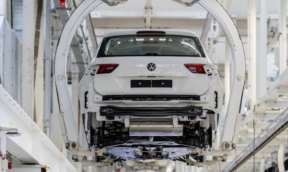 Volkswagen: Σταματά την παραγωγή της στη Ρωσία