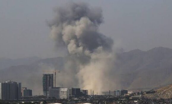 Αφγανιστάν: Τουλάχιστον 3 νεκροί και δεκάδες τραυματίες από έκρηξη βόμβας σε τέμενος