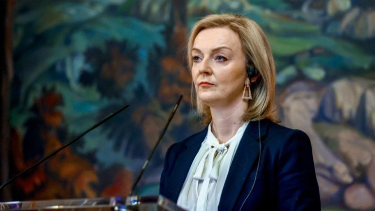 Βρετανία: Η Λιζ Τρας υπόσχεται στήριξη στους πολίτες για το ενεργειακό κόστος