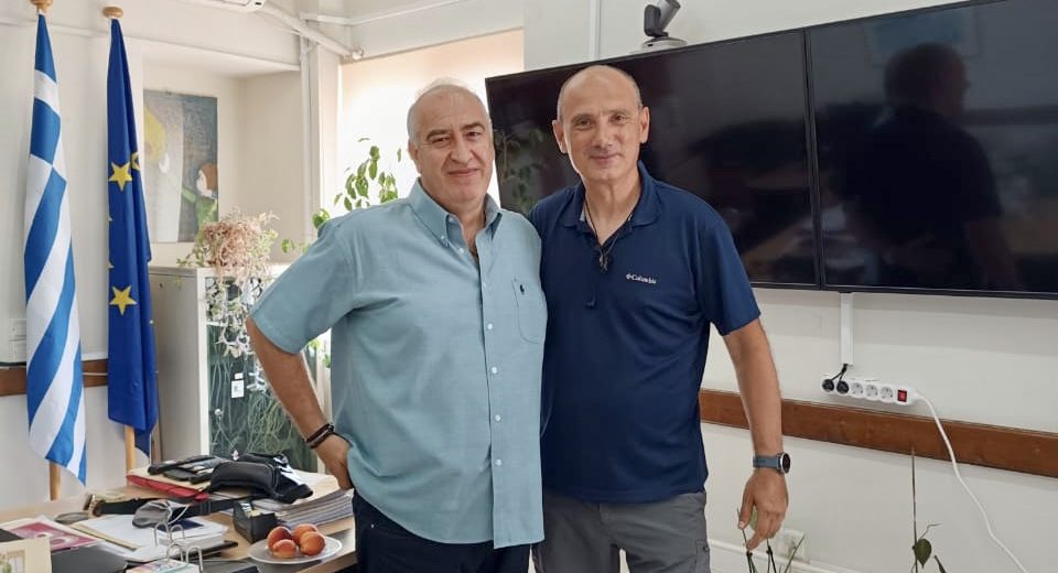 «Δε θα σταθούμε εμπόδιο σε έναν εθνικό ήρωα»