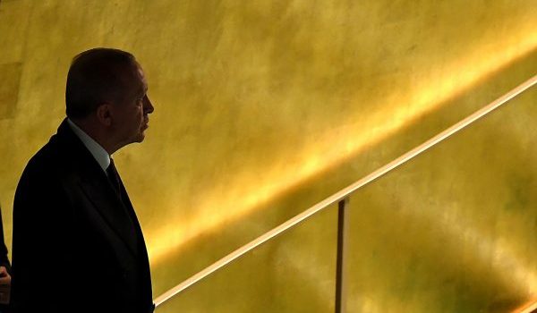 Ερντογάν: Γιατί ξαφνικά ο τούρκος πρόεδρος γίνεται «καλός» με τους εχθρούς του