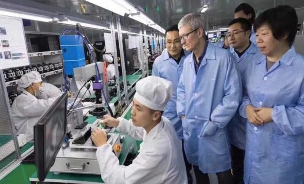 Η Apple μεταφέρει την παραγωγή Macbook και Apple Watch στο Βιετνάμ για πρώτη φορά