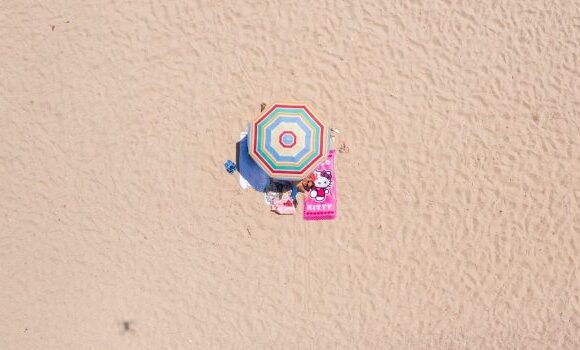 ΗΠΑ: Λουόμενη σκοτώθηκε από ομπρέλα θαλάσσης