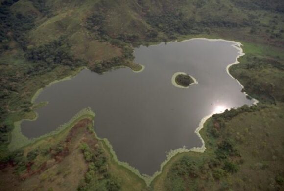 Καμερούν: 36 χρόνια από το μυστήριο με τον θάνατο χιλιάδων ανθρώπων και ζώων – Η λίμνη η αιτία