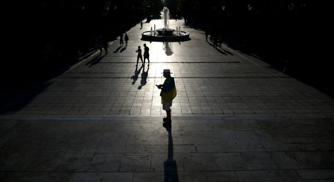 Καύσωνας: Έκτακτα μέτρα από τον Δήμο Αθηναίων – Ανοίγουν επτά κλιματιζόμενοι χώροι