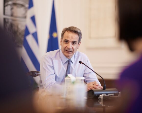 Μητσοτάκης: «oφείλω μία συγγνώμη – Μέγα και ασυγχώρητο λάθος η παρακολούθηση Ανδρουλάκη»