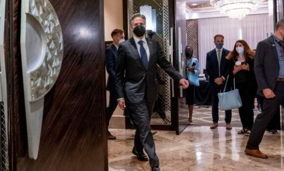 Μπλίνκεν: «Ανεύθυνη ενέργεια» της Κίνας η διακοπή διαύλων επικοινωνία με τις ΗΠΑ
