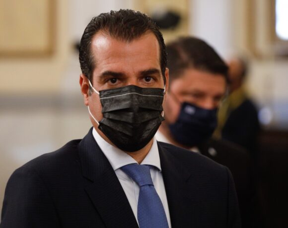 Πλεύρης: Από Οκτώβριο και σε δύο φάσεις τα επικαιροποιημένα εμβόλια (vid)