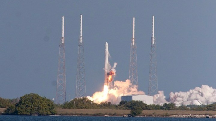 Πώς η Spacex του Μασκ και η T Mobile θα εξαλείψουν τις «λευκές περιοχές» στην κινητή τηλεφωνία (tweets)