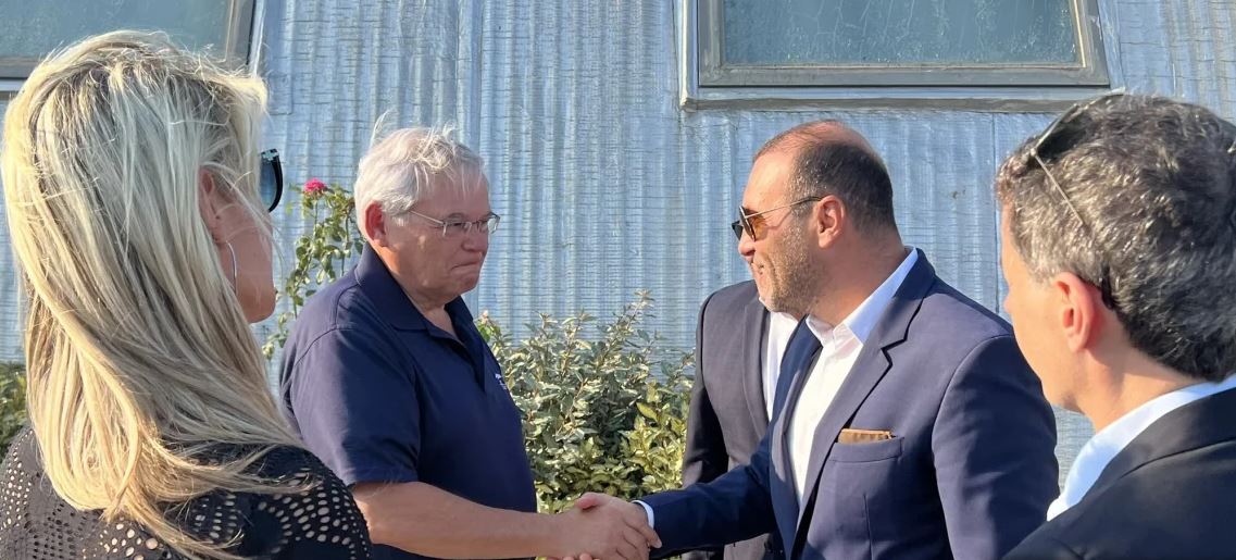 Σε Αλεξανδρούπολη και Σπέτσες ο γερουσιαστής των ΗΠΑ Ρόμπερτ Μενέντεζ