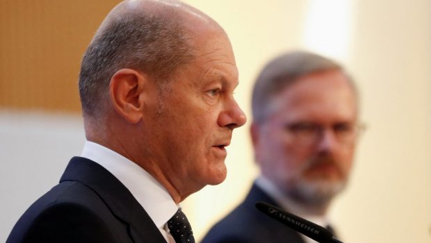 Σολτς: Κοινή ευρωπαϊκή αεράμυνα και άρση του βέτο στις αποφάσεις της ΕΕ