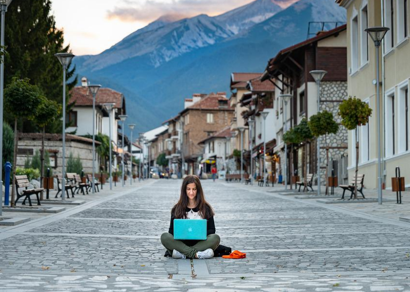 Ψηφιακοί νομάδες: Ποιες χώρες «δίνουν μάχη» για να τους προσελκύσουν