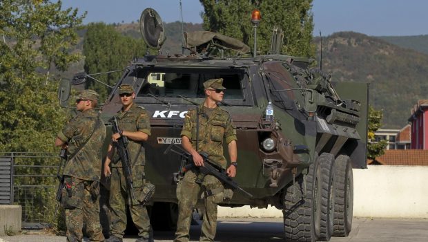 KFOR: Είμαστε έτοιμοι να επέμβουμε εάν απειληθεί η σταθερότητα στο Κόσοβο