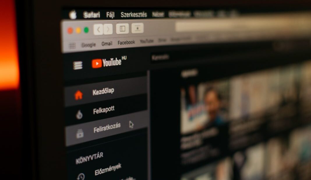 Youtube: Εγκαινιάζει ειδική σελίδα για Podcasts (tweet)