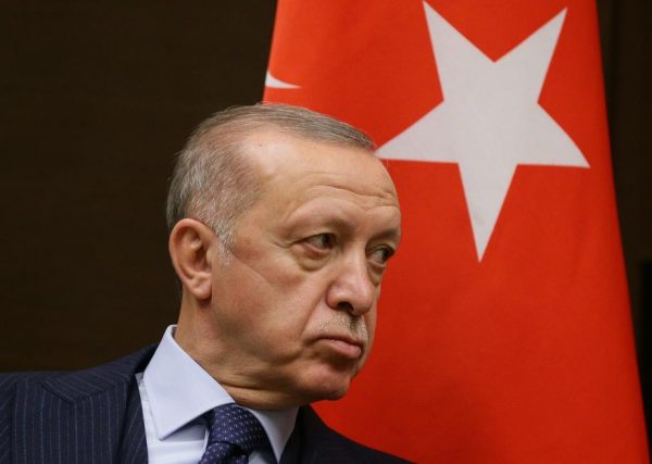 Άρθρο κόλαφος από το Reuters: Πώς ο Ερντογάν χειραγωγεί τα μίντια – Ο «σουλτάνος» φίμωσε τον Τύπο
