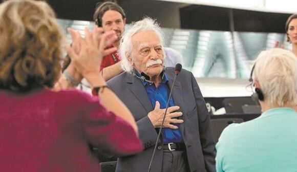 Ευρω Έλληνες στην αίθουσα των Βρυξελλών