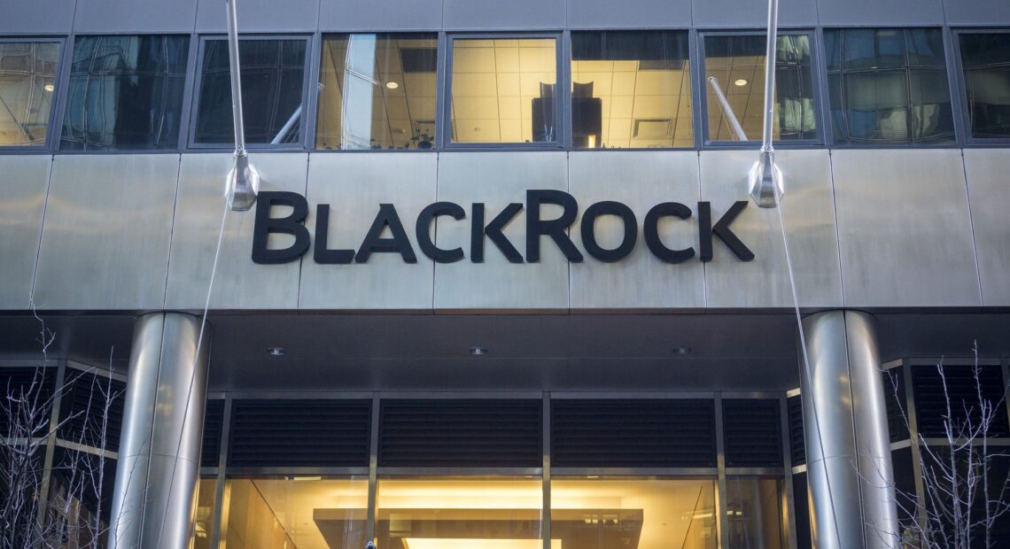 Η Black Rock διευρύνει τις επενδύσεις της στην ναυτιλιακή βιομηχανία