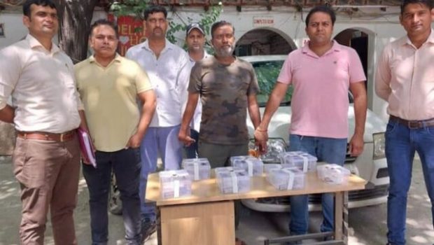Ινδία: Συνελήφθη ο μεγαλύτερος κλέφτης αυτοκινήτων του κόσμου