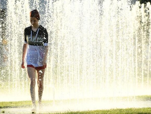 Καιρός: Έρχονται 40αρια Παρασκευή και Σάββατο – Σε ποιες περιοχές θα βρέξει