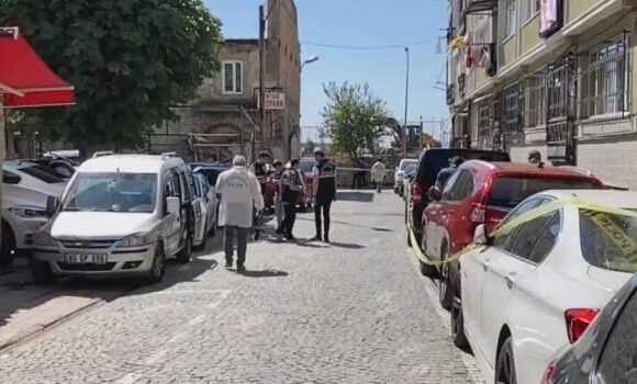 Κωνσταντινούπολη: Ένοπλος τραυμάτισε δύο αστυνομικούς