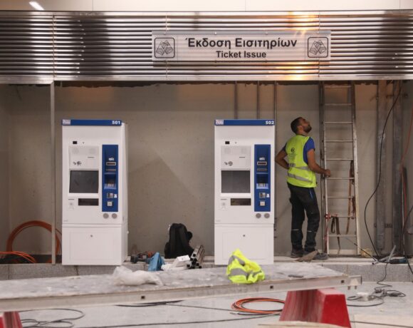 Πειραιάς – Αεροδρόμιο σε 55 λεπτά: Παραδίδονται τέλη Σεπτεμβρίου οι τρεις σταθμοί του μετρό (vid Pics)