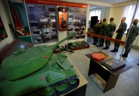 Ρωσία: Πόσοι ψήφισαν την πρώτη ημέρα των δημοψηφισμάτων – Ποιες χώρες έστειλαν παρατηρητές – Επιθέσεις από την Ουκρανία