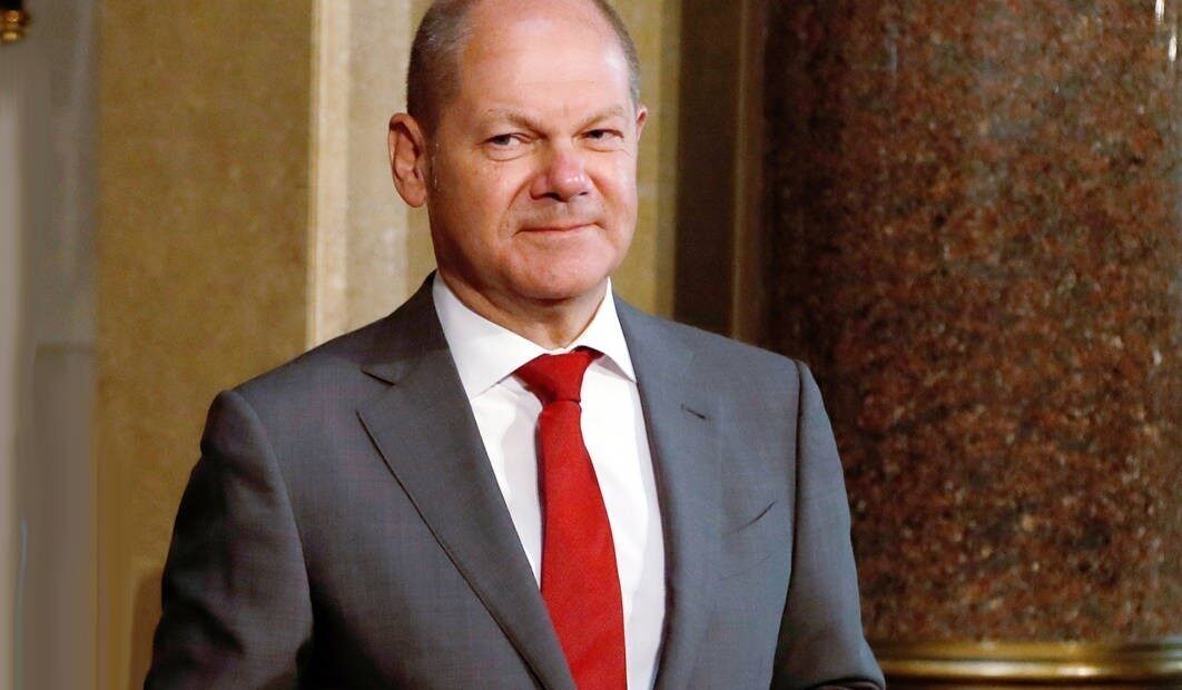 Σολτς: Μήνυμα για κοινό ευρωπαϊκό μέτωπο κατά της ακρίβειας σε ρεύμα και φυσικό αέριο