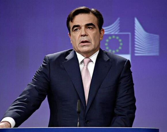 Σχοινάς: Η πράξη της Επιτροπής για τις κυβερνοεπιθέσεις είναι η απάντηση στις σύγχρονες απειλές κατά της ασφάλειας