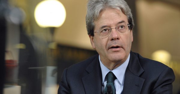 Τζεντιλόνι: Η ΕΕ αναμένει από τον πρόεδρο Πούτιν να σεβαστεί τα ενεργειακά συμβόλαια που έχει υπογράψει