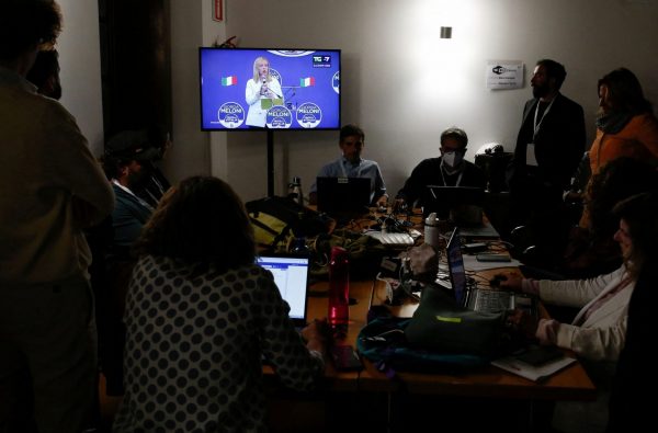 Τι σημαίνει η δεξιά στροφή στην Ιταλία