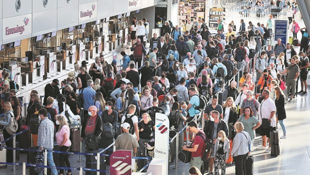 Το φθινόπωρο της ταλαιπωρίας στα αεροδρόμια