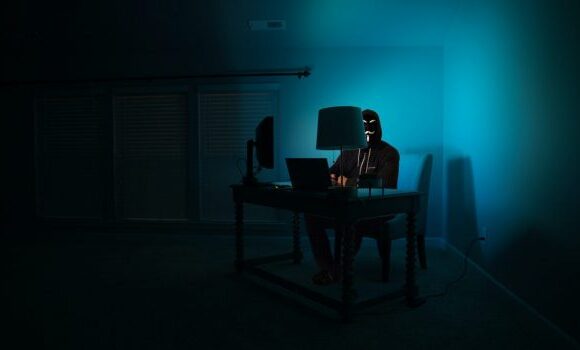 Αυστραλία: Χάκερς απειλούν να δώσουν στη δημοσιότητα ιατρικά δεδομένα διασημοτήτων