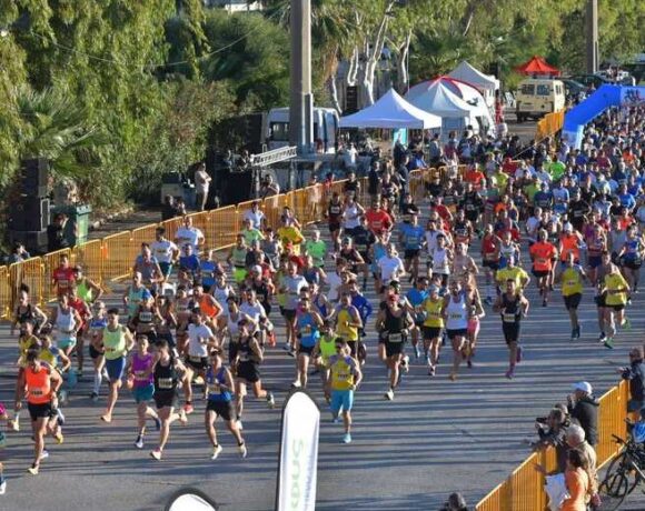 Καλές επιδόσεις στο νυχτερινό ημιμαραθώνιο Πάτρας