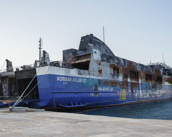 Norman Atlantic: Καταπέλτης το βούλευμα για το ναυάγιο με τους 12 νεκρούς