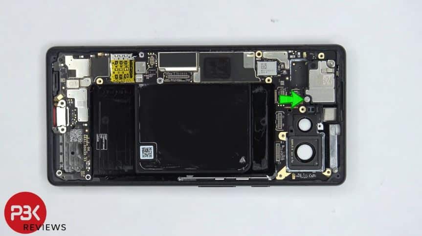 Pixel 7: Το Teardown βίντεο δείχνει πως είναι λίγο πιο εύκολο να επισκευαστεί από το Pixel 7 Pro