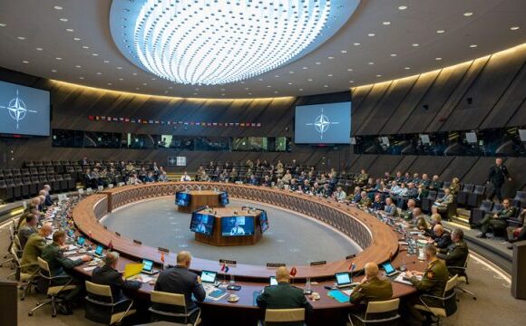 ΝΑΤΟ: Εκτακτη συνεδρίαση των πρεσβευτών για τις «φονικές εκρήξεις» στην Πολωνία