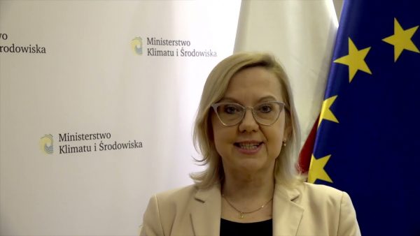 Πολωνή υπουργός: Αστεία η πρόταση της Κομισιόν για το πλαφόν